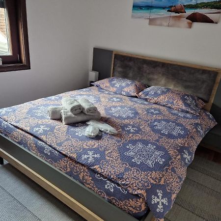 Mb Lux Lägenhet Vrnjačka Banja Exteriör bild