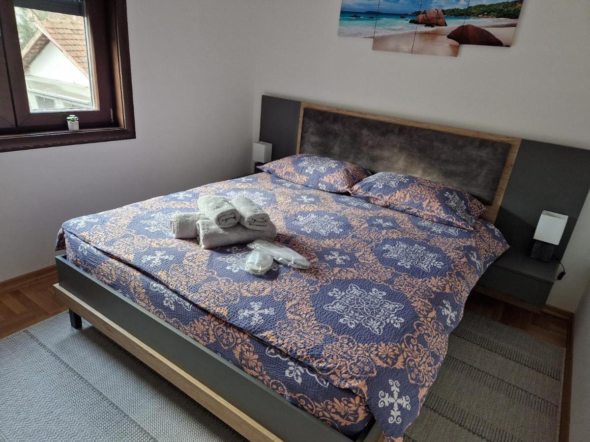 Mb Lux Lägenhet Vrnjačka Banja Exteriör bild
